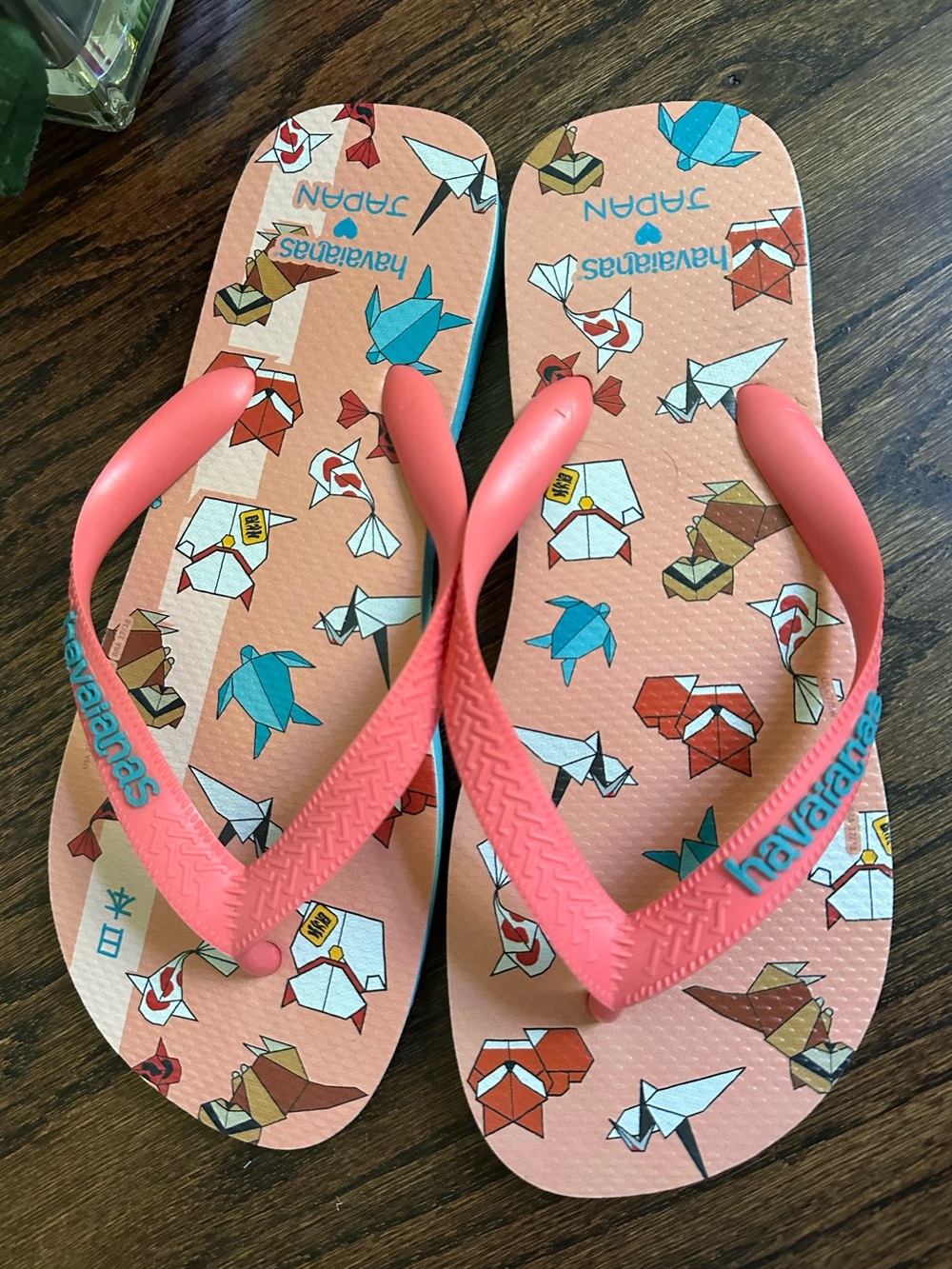 Havaianas Top Japan origami flip flops, size 7/8US - Picture 2 of 5